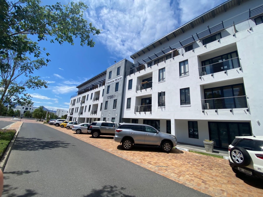 To Let Commercial Property for Rent in Paardevlei Western Cape